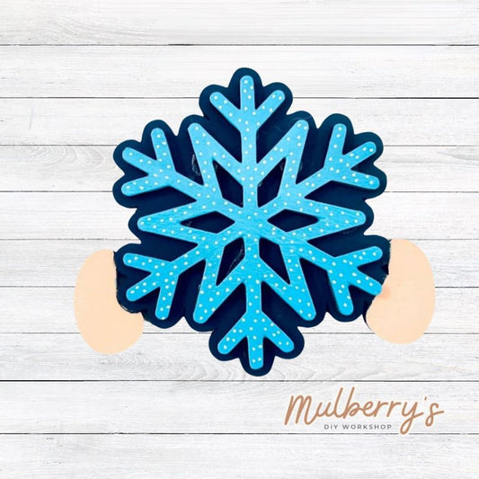 Decorate your home with our Snowflake insert. Our inserts may be displayed solo or with our interchangeable gnome sweet gnome door hanger, which is sold separately.