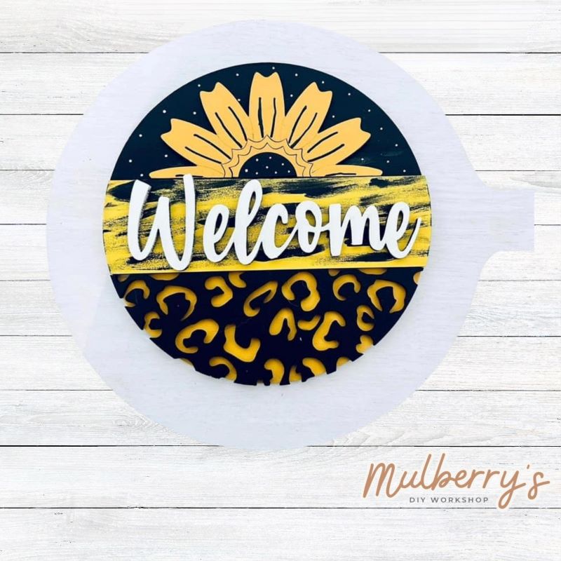 Decorate your home with our 7.5-inch Sunflower Welcome insert. Our inserts may be displayed solo or with our interchangeable plate stand, which is sold separately.