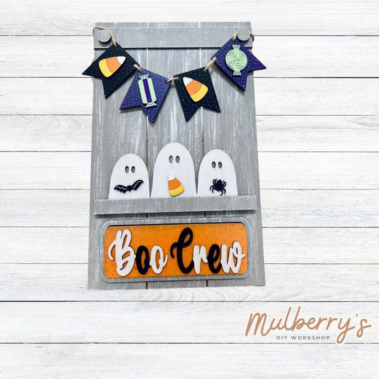 Our Interchangeable Pallet Stand measures roughly 15" tall by 9" wide.  This project can easily be changed out for holidays, seasons and other themes. The set includes the pallet stand and halloween inserts.