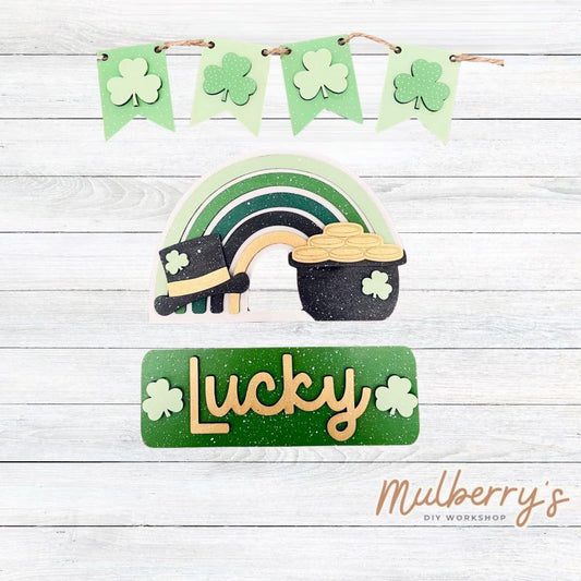 Our St. Patty rainbow inserts go perfectly with our interchangeable pallet stand, which is sold separately.